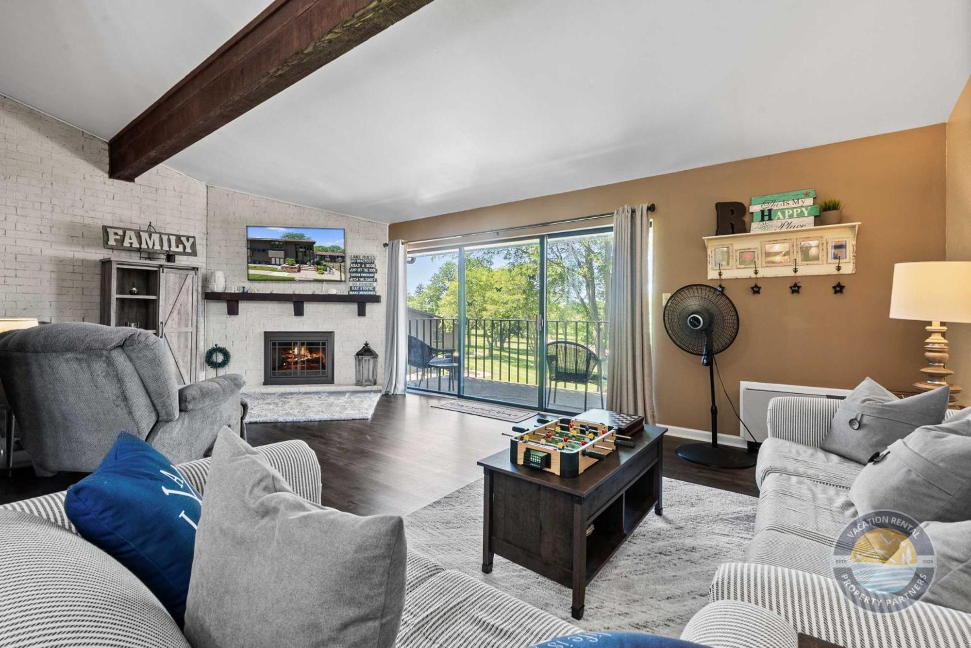 New Lake Como Condo With Lake Views Lake Geneva Dış mekan fotoğraf